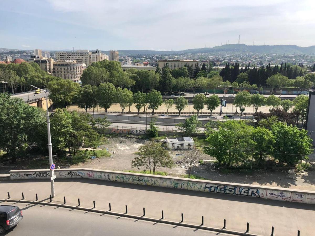 Hotel Vaki Tiflis Dış mekan fotoğraf