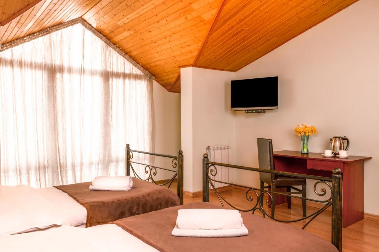 Hotel Vaki Tiflis Dış mekan fotoğraf