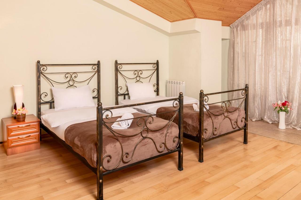 Hotel Vaki Tiflis Dış mekan fotoğraf