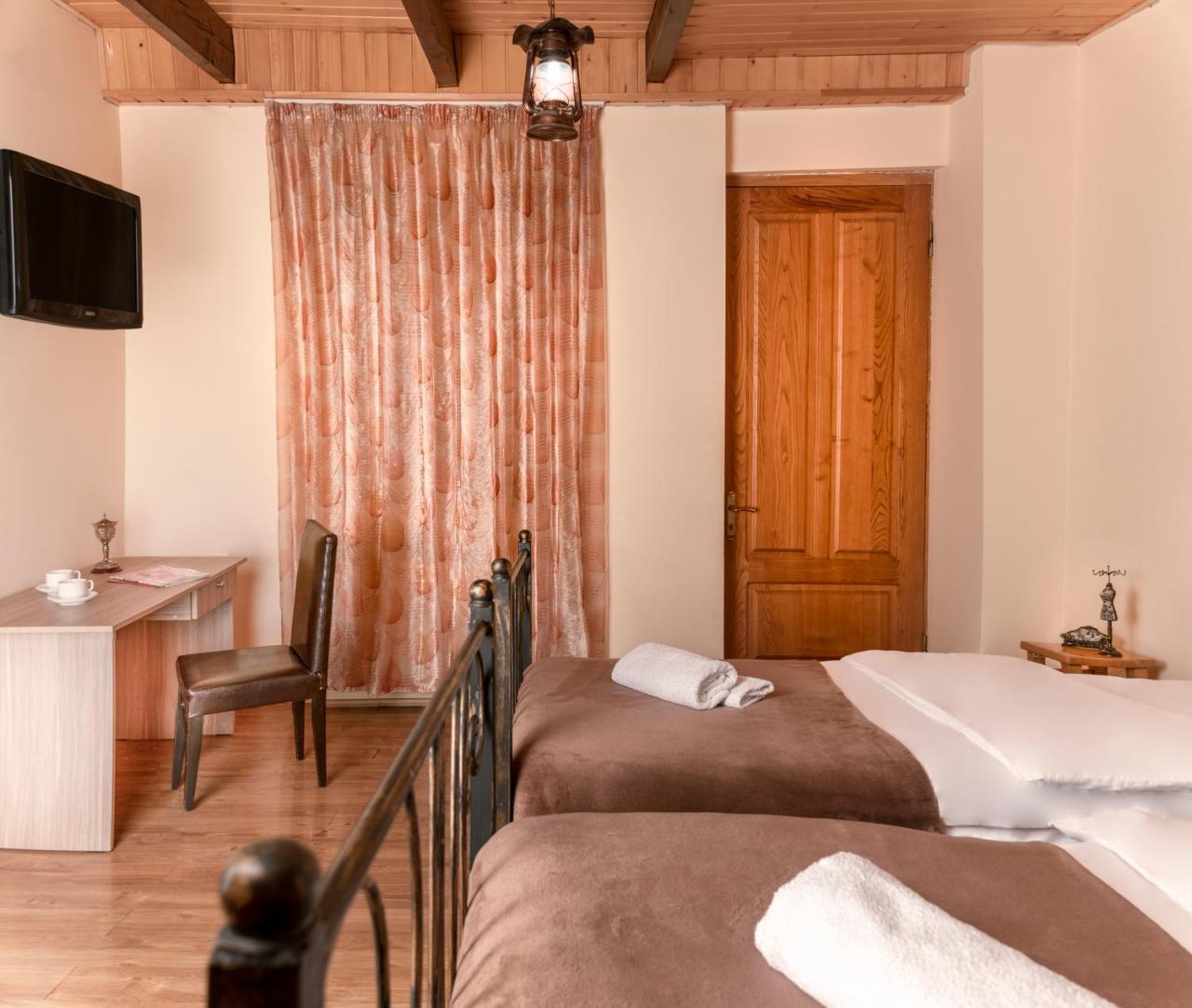 Hotel Vaki Tiflis Dış mekan fotoğraf