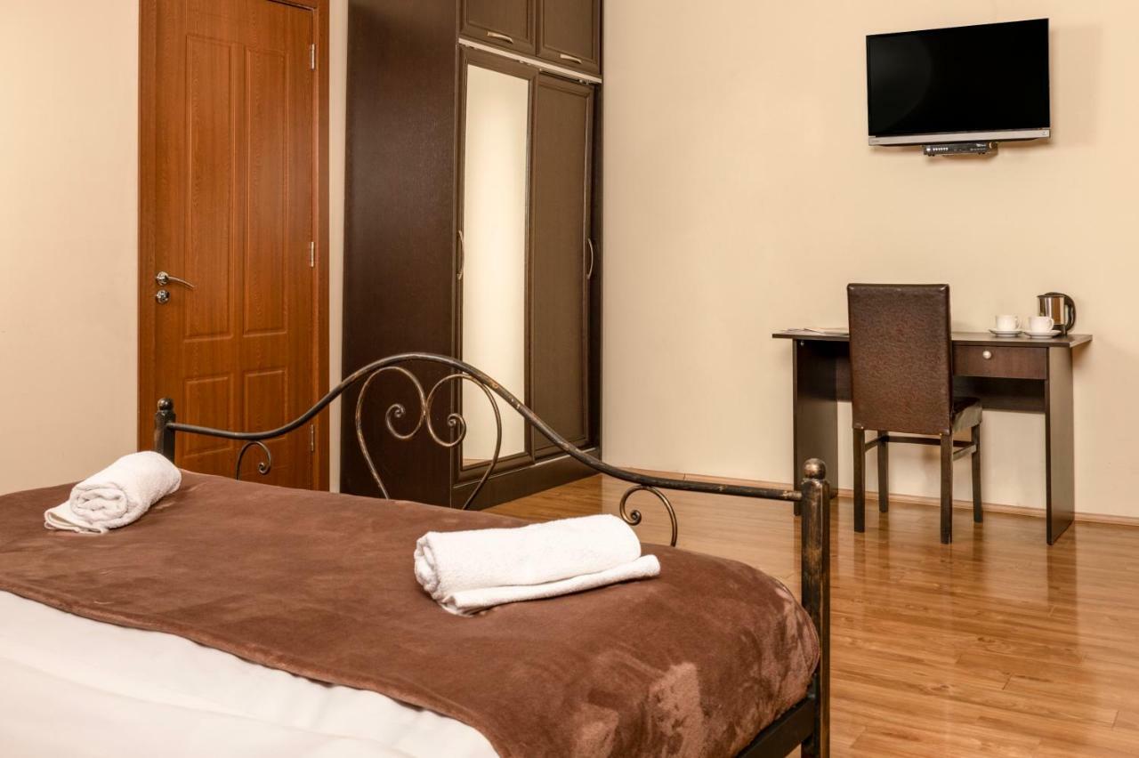 Hotel Vaki Tiflis Dış mekan fotoğraf