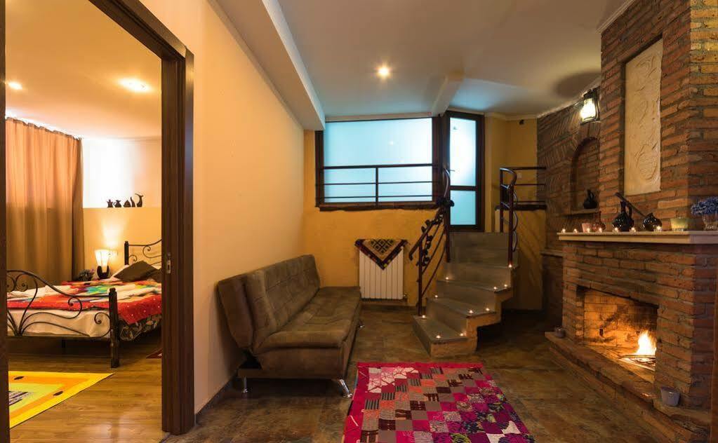 Hotel Vaki Tiflis Dış mekan fotoğraf