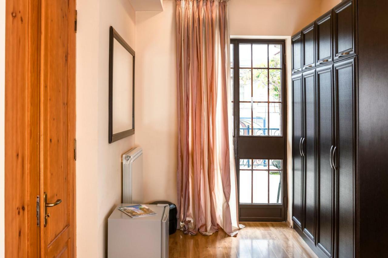 Hotel Vaki Tiflis Dış mekan fotoğraf