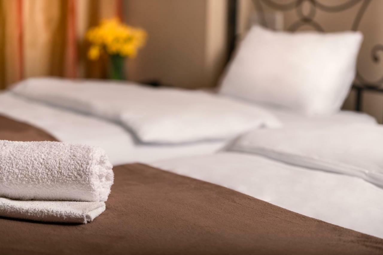 Hotel Vaki Tiflis Dış mekan fotoğraf